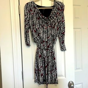 Patterned/print stretch mini/knee length dress with 3/4 sleeves
